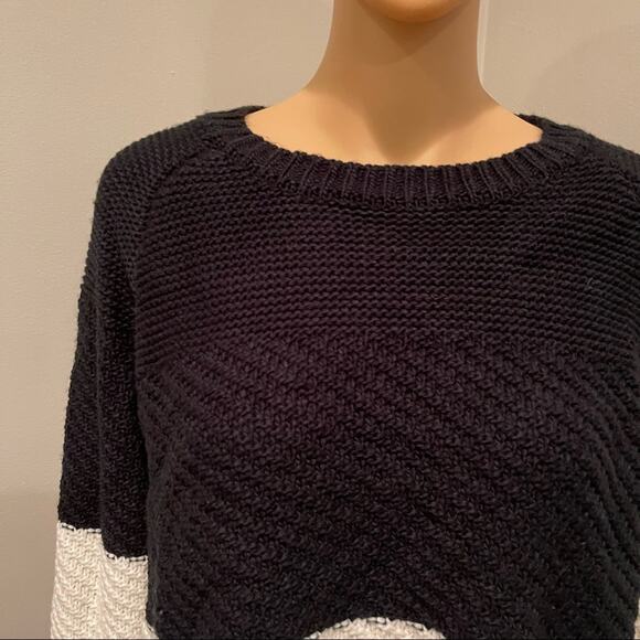 John & Jenn Fringe Hem Sweater - Picture 3 of 11